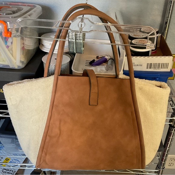 FFC NEW YORK SUEDE/SHEEP FUR TOTE - Picture 2 of 4